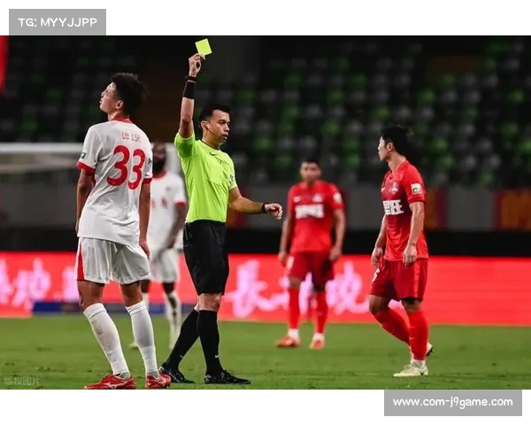 保级队梅州客家备战国安,命运悬于一线 保级队梅州客家备战国安,命运悬于一线