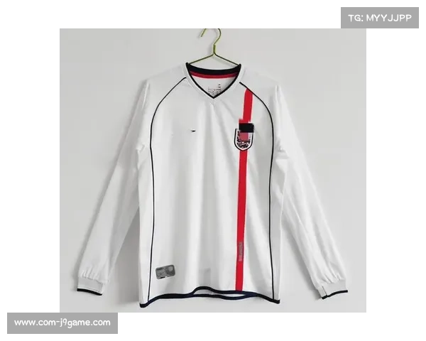 利物浦与汤姆·希尔费格达成合作，足球与时尚跨界设计球衣